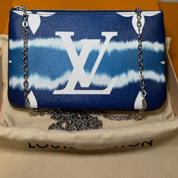 LV New blue and white crossbody bag - Picture 1 of 8